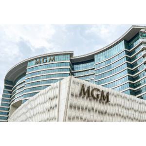 MGM Hotel - ARCHITECTURE SIGNAGE SYSTEM BY ZIGO