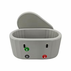 Portable inflatable ice bath tubs