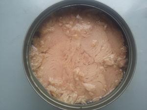 Canned Skipjack tuna chunk in vegetable oil